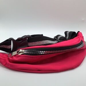 Kensie pink athletic Fanny pack